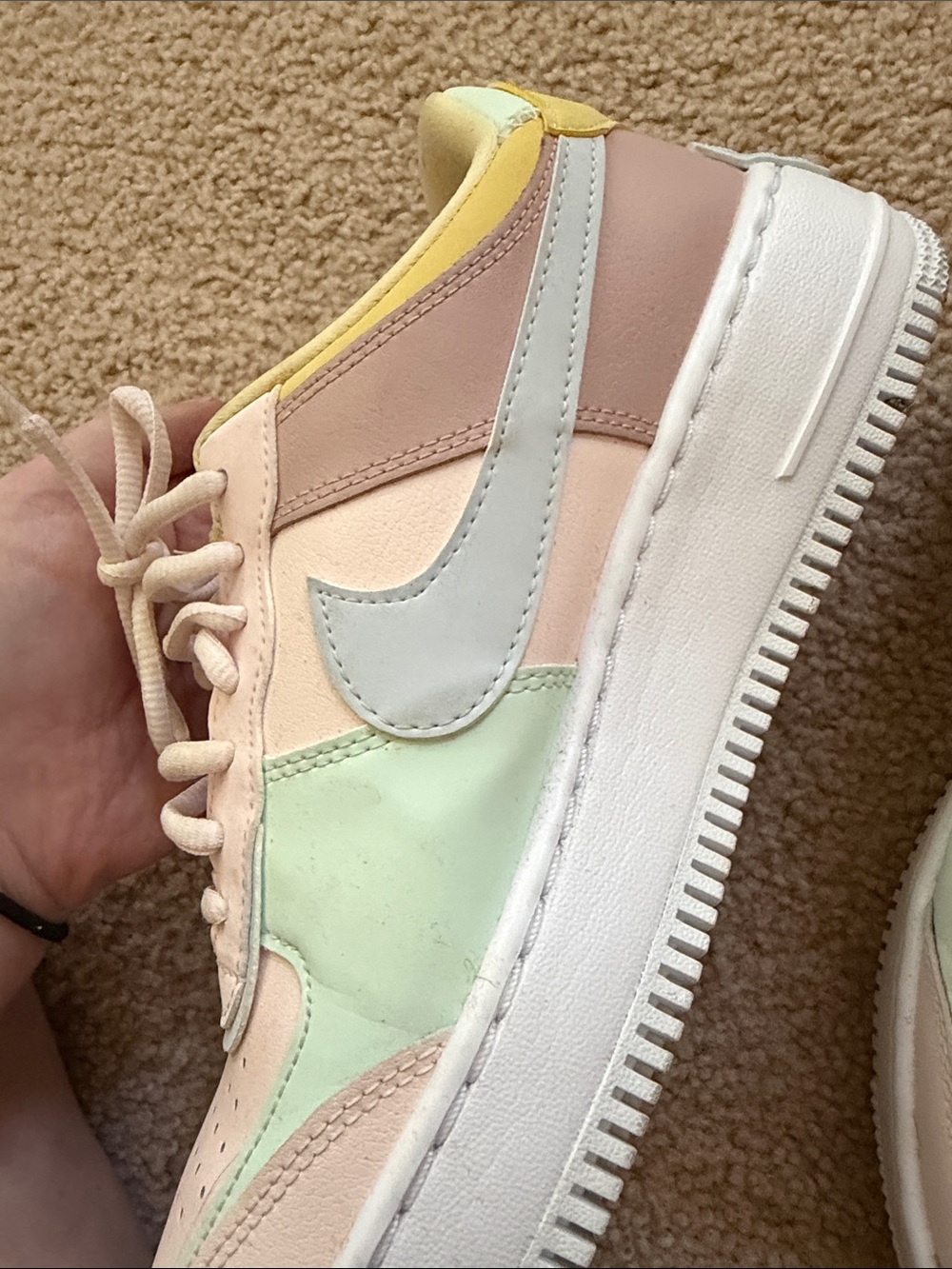 Nike Pastel Multi-Accent Women's Sneakers - Picture 4 of 6
